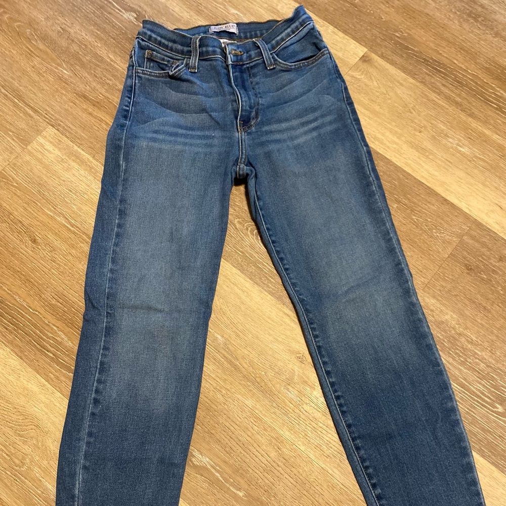 NWOT Judy blue relaxed fit non distressed jeans